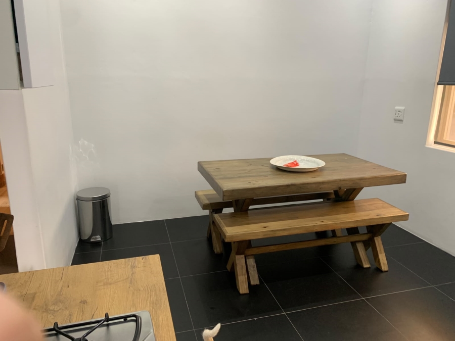 3 Bedroom Property for Sale in Sea Point Western Cape